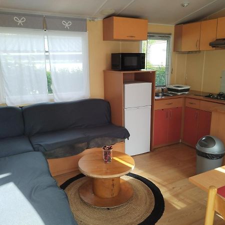 Mobil-Home Coin De Paradis En Cote D'Opale Sur Terrain Prive Et Sa Caravane Hermelinghen Екстериор снимка