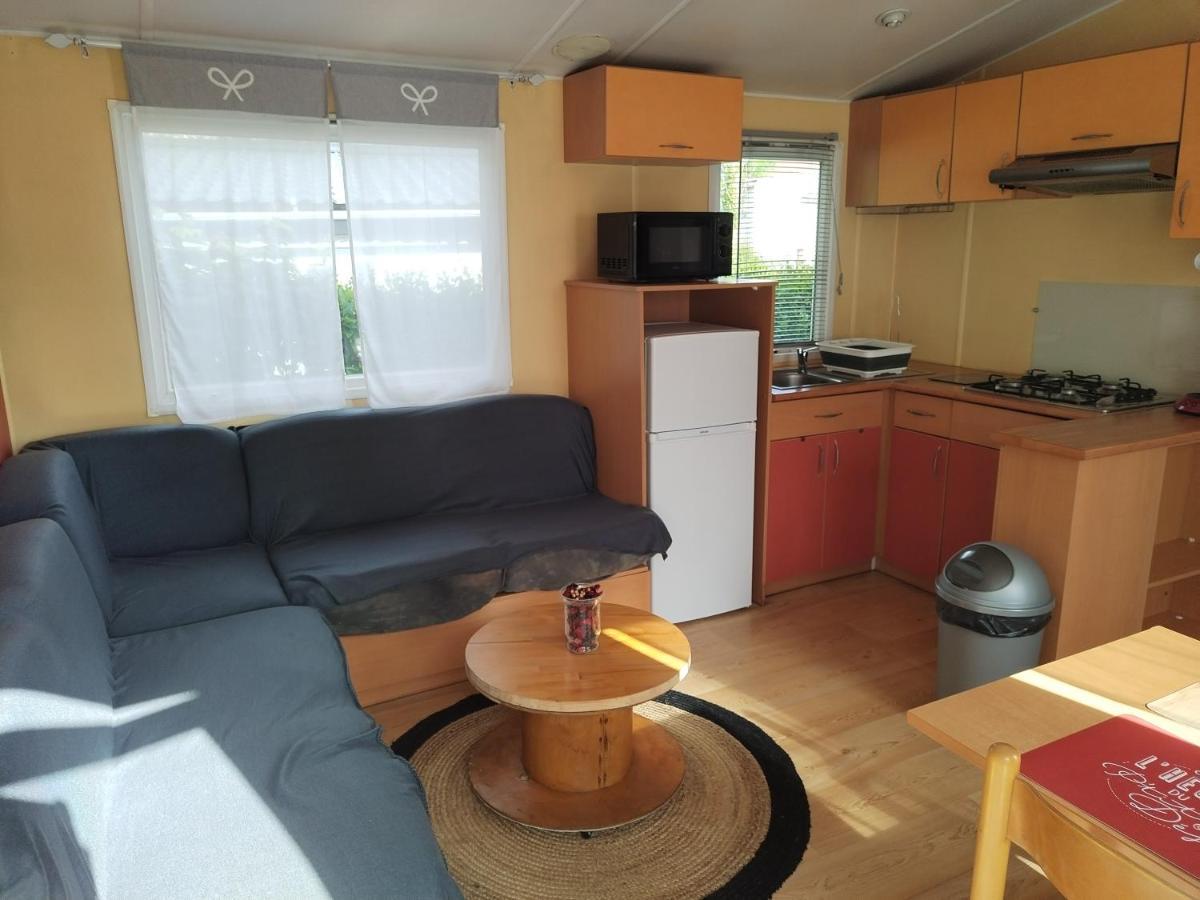 Mobil-Home Coin De Paradis En Cote D'Opale Sur Terrain Prive Et Sa Caravane Hermelinghen Екстериор снимка